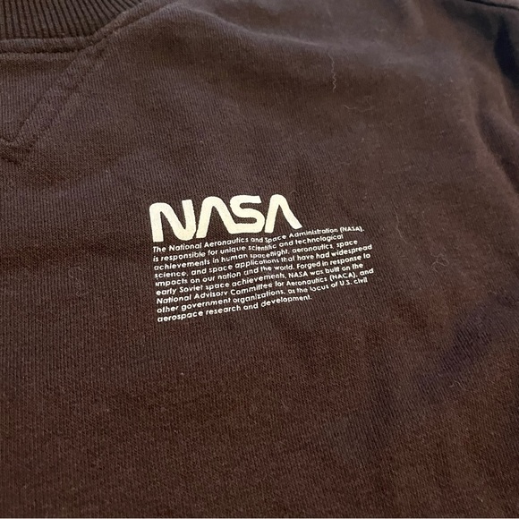 H&M Divided XS Brown NASA Crewneck - Picture 2 of 4